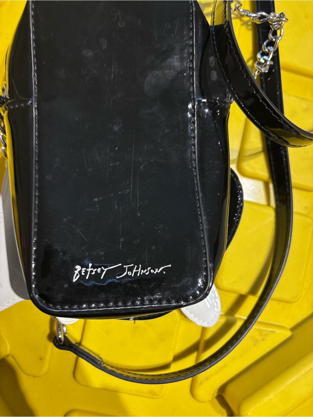 Betsey Johnson White Ghost Cat Crossbody with Black Strap - Picture 3 of 4